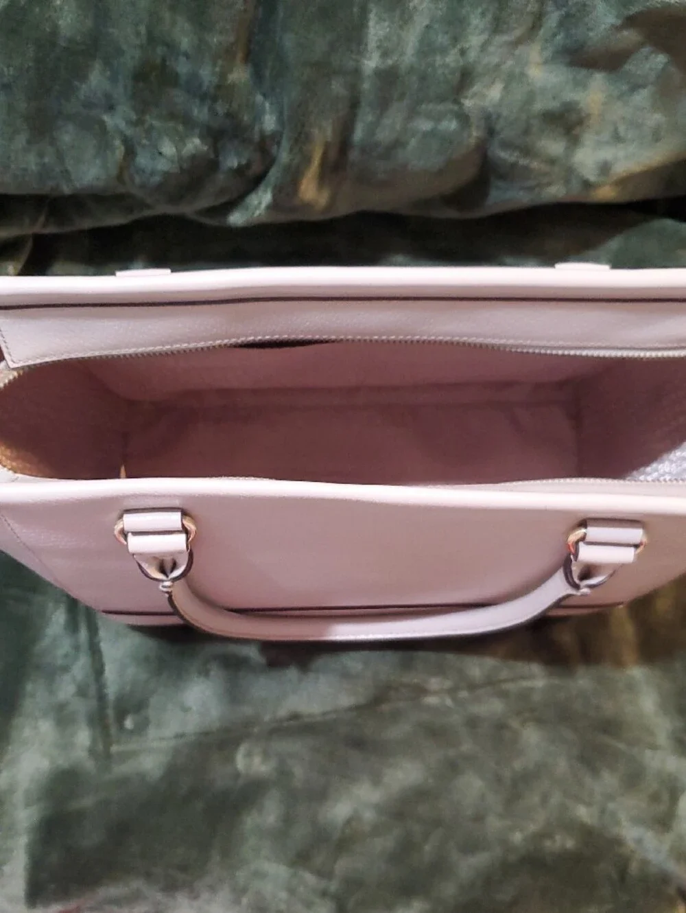 kate spade pale mauve leather tote with logo plaque